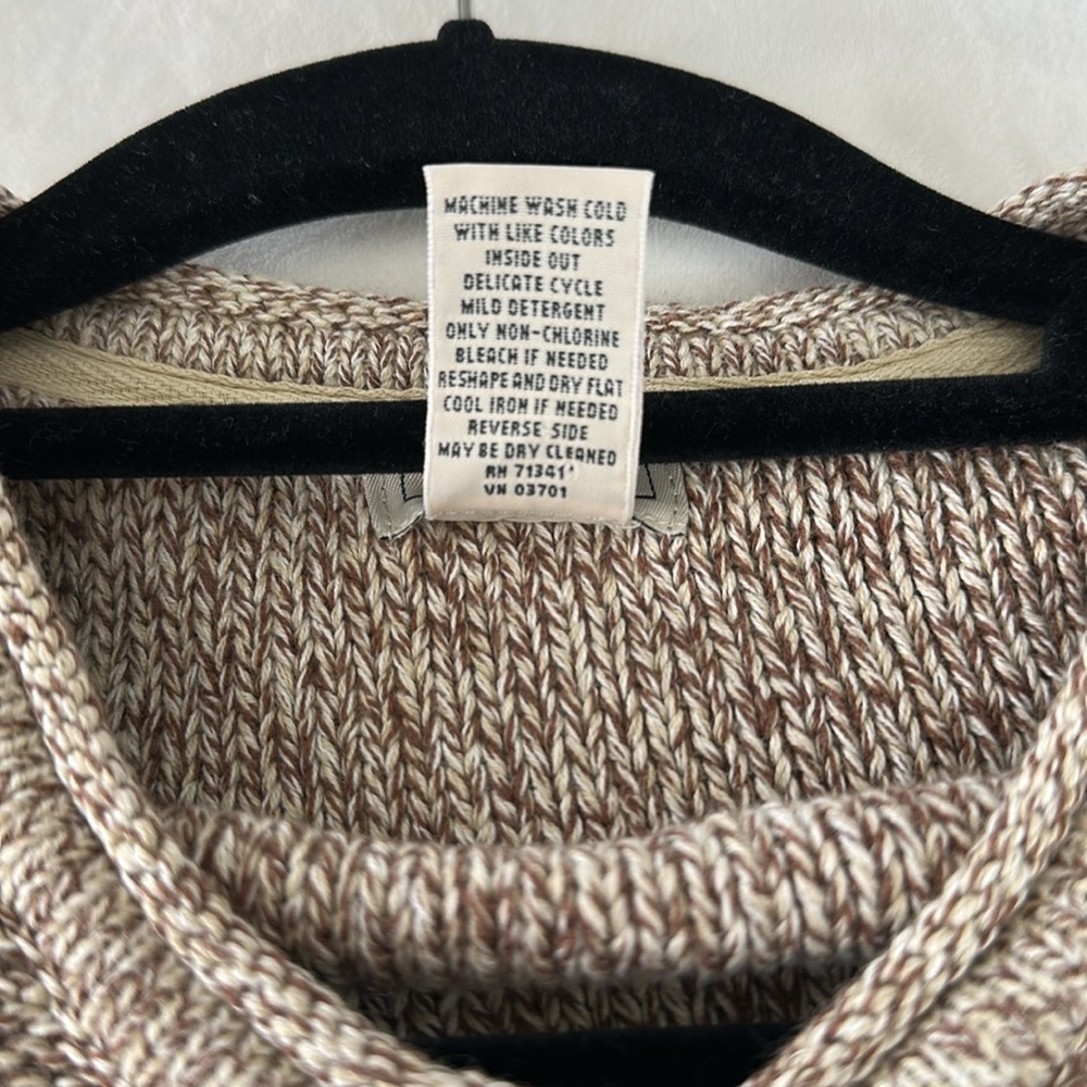 L.L.Bean Women’s XL Brown White 100% Cotton Knit Button Front Cardigan Sweater - Picture 3 of 4